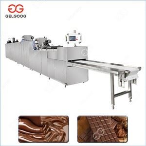 Máy đúc sô cô la